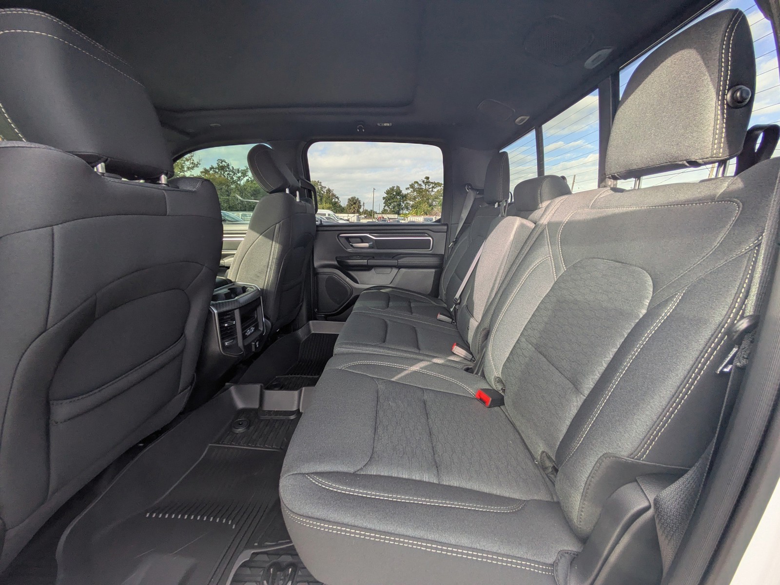 2026 Ram 1500 - Photo 12
