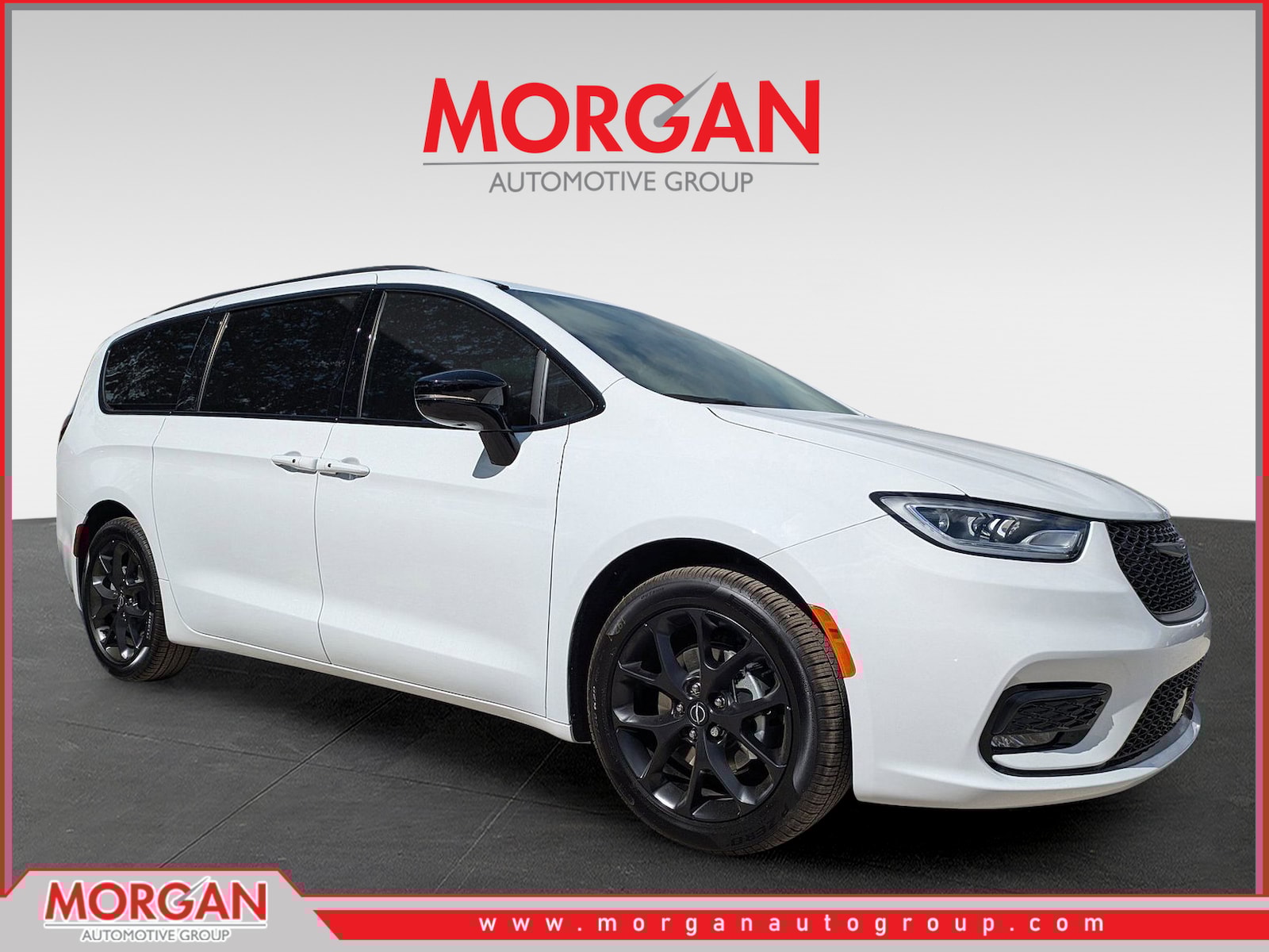 2026 Chrysler Pacifica Limited's photo