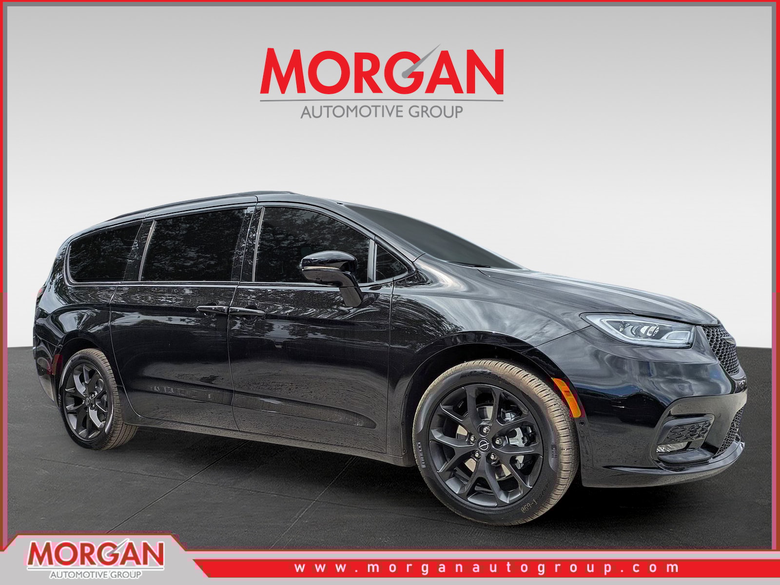 2026 Chrysler Pacifica Limited's photo