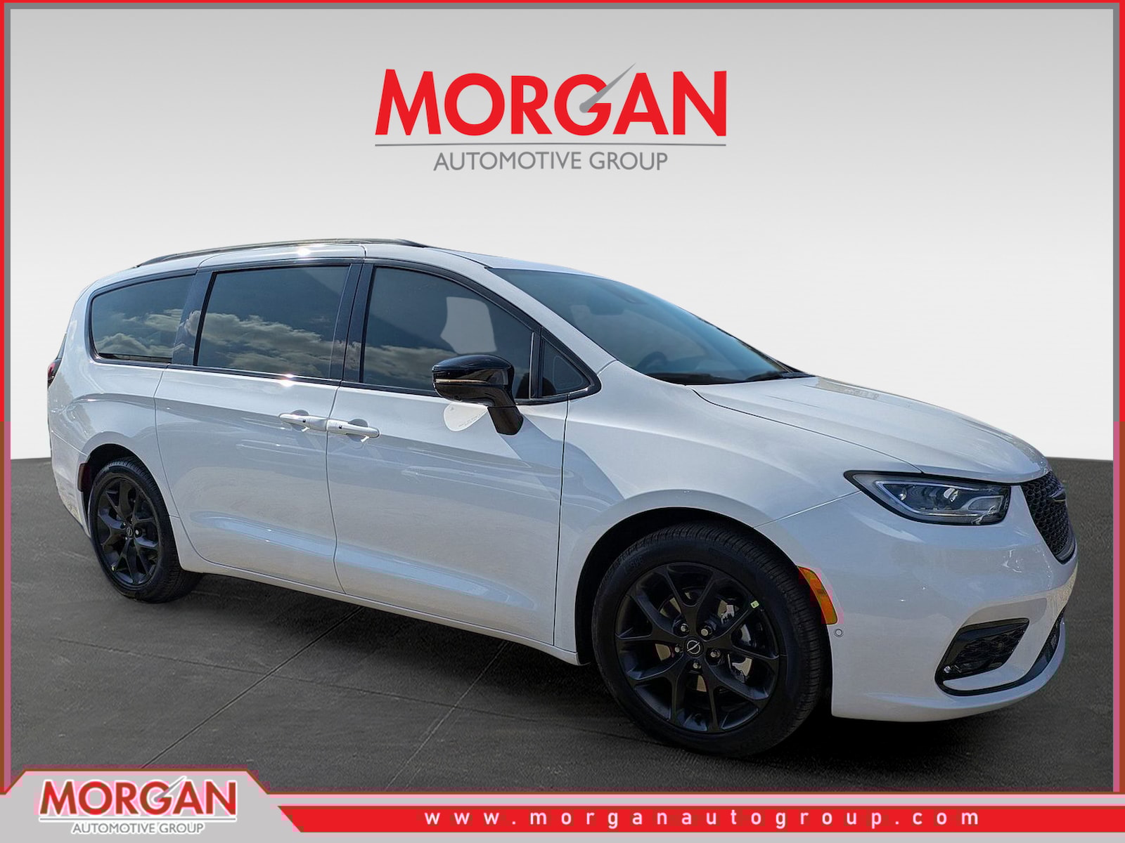 2026 Chrysler Pacifica Limited's photo