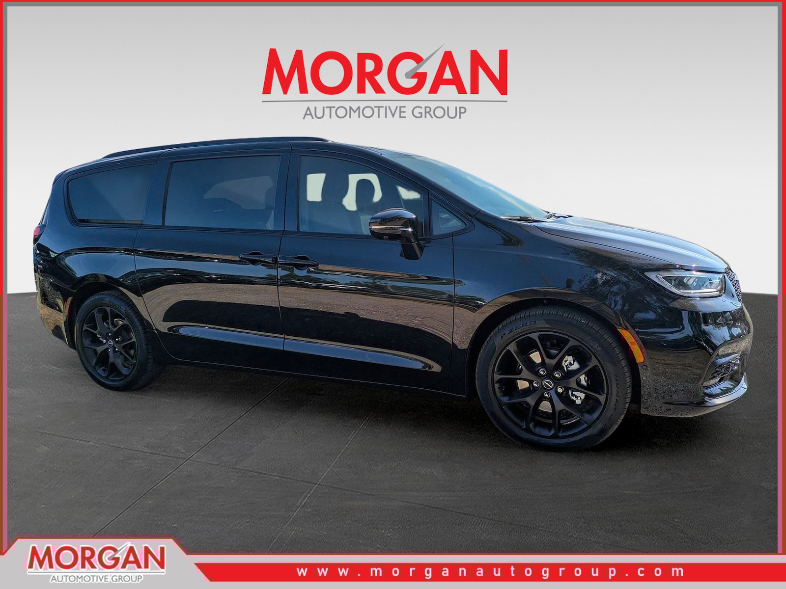 2026 Chrysler Pacifica Limited's photo