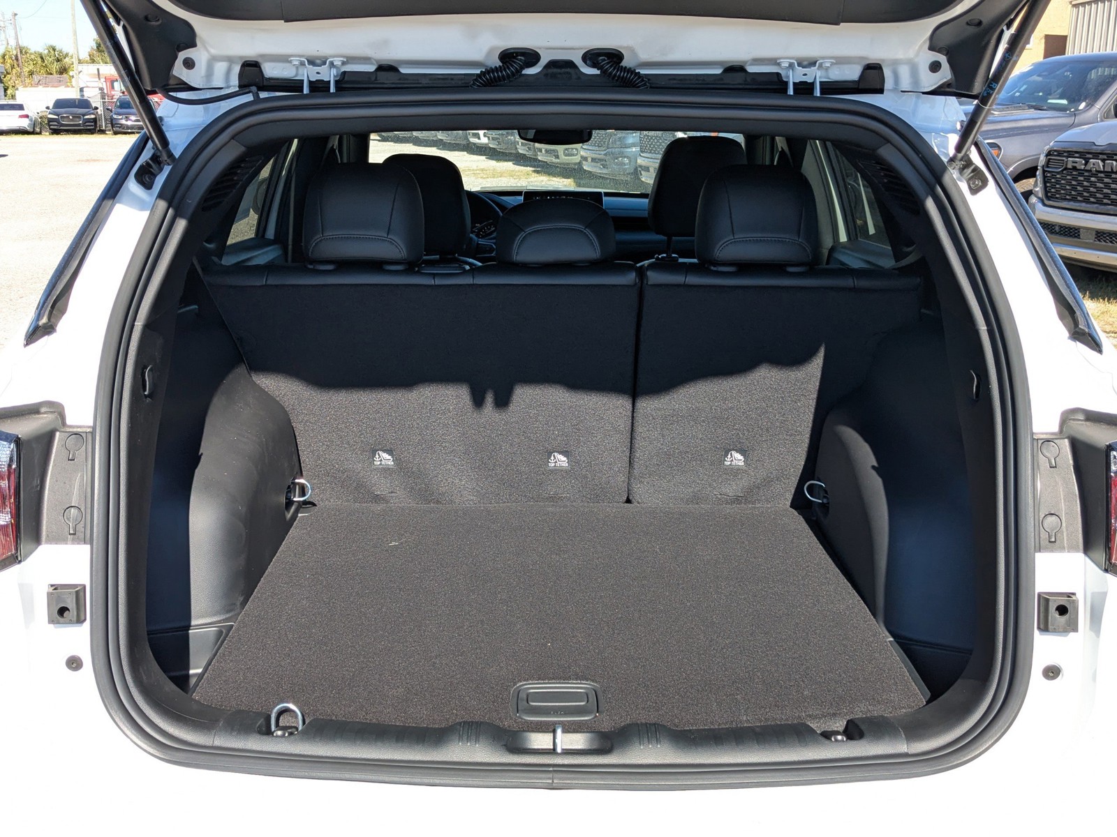 2026 Jeep Compass - Photo 11