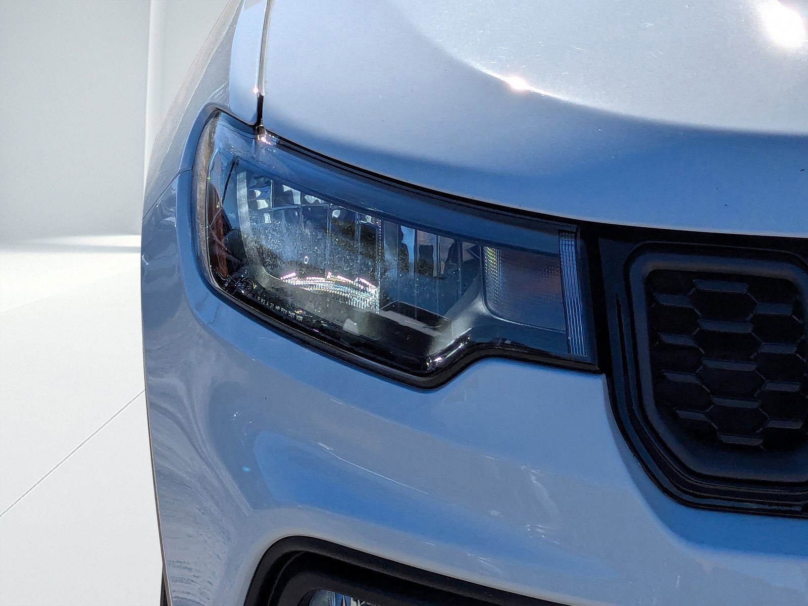 2026 Jeep Compass - Photo 8