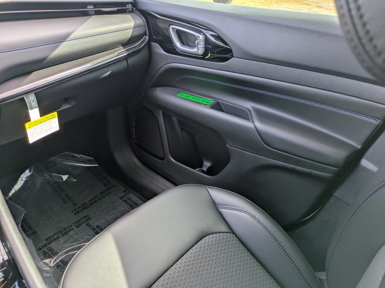 2026 Jeep Compass - Photo 15