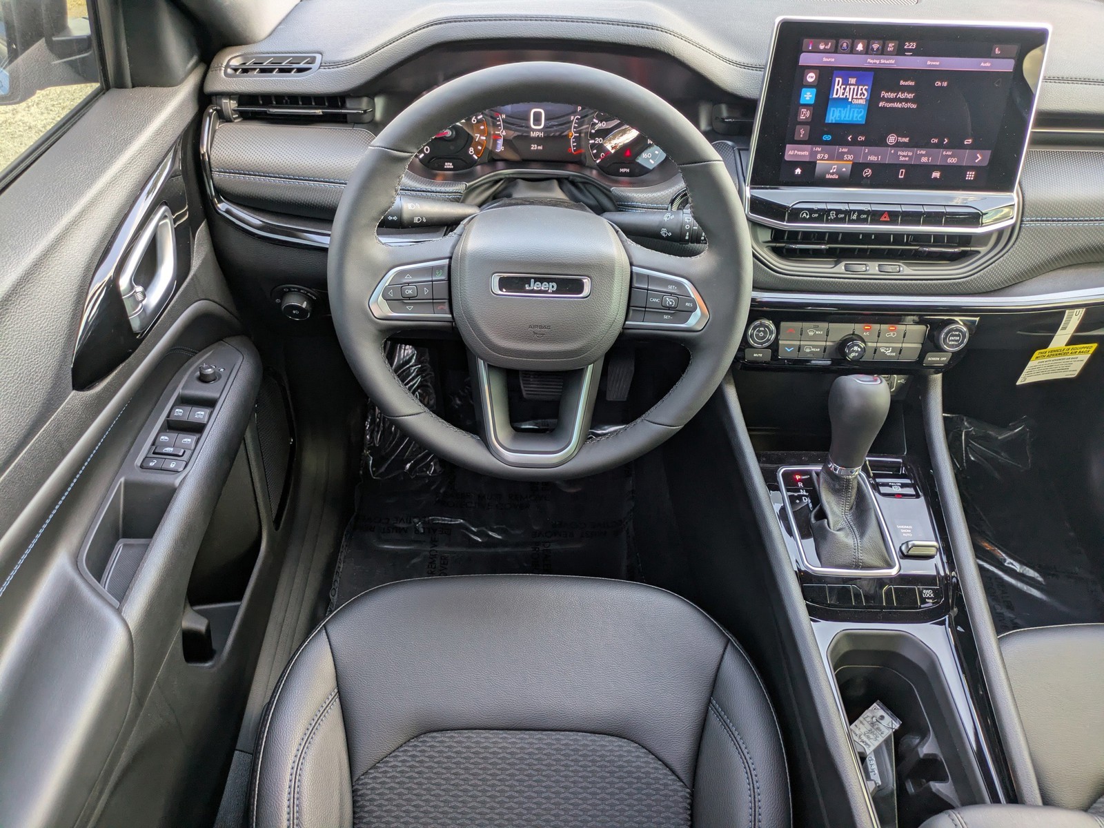 2026 Jeep Compass - Photo 14