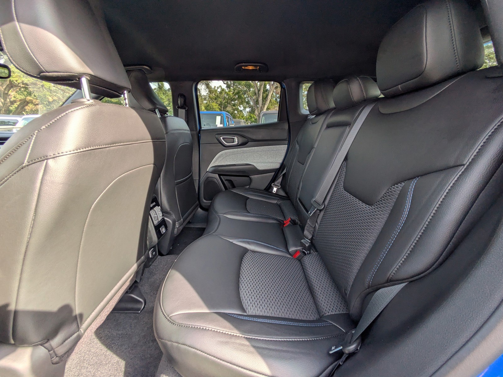 2026 Jeep Compass - Photo 12