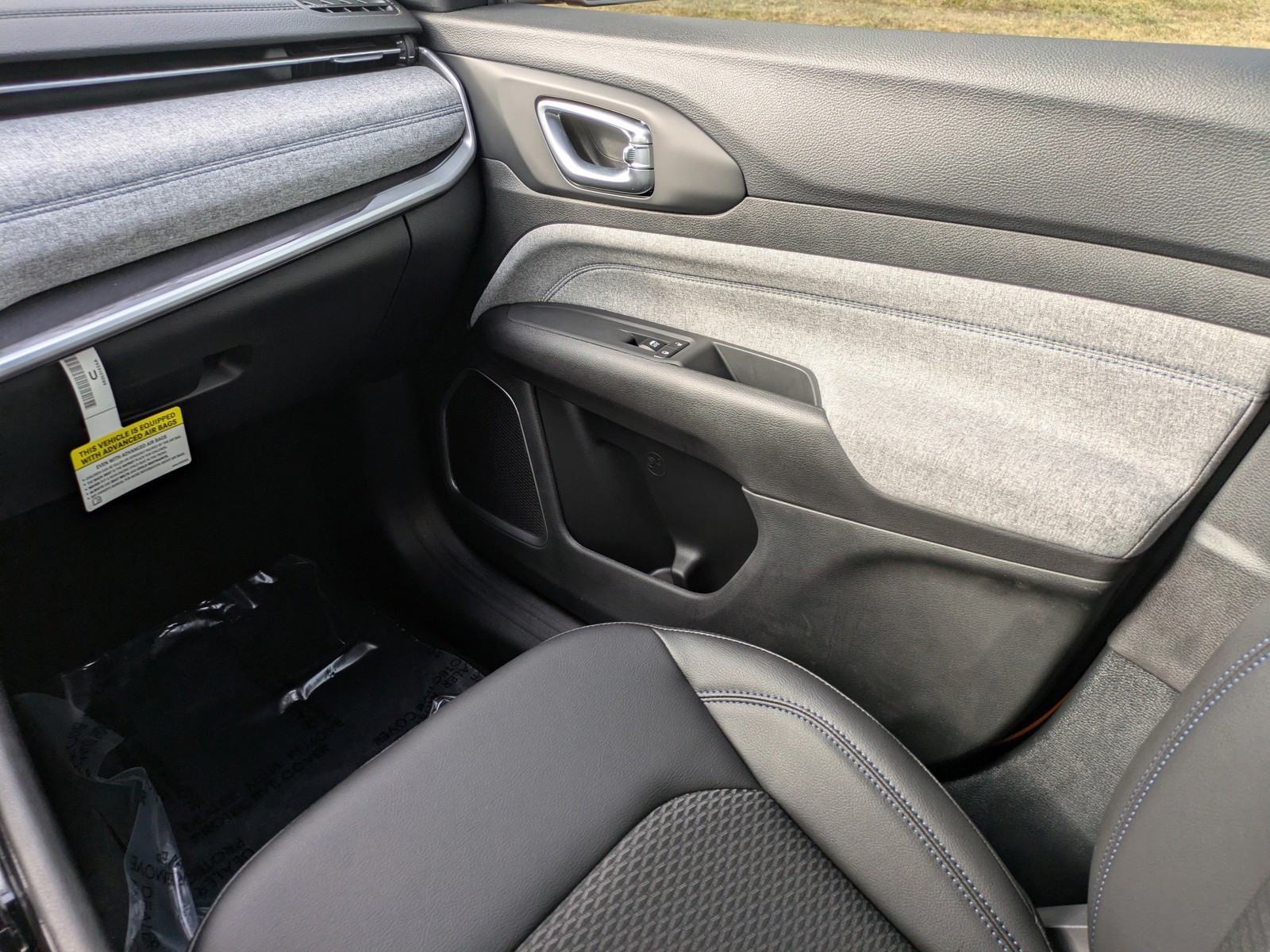 2026 Jeep Compass - Photo 15