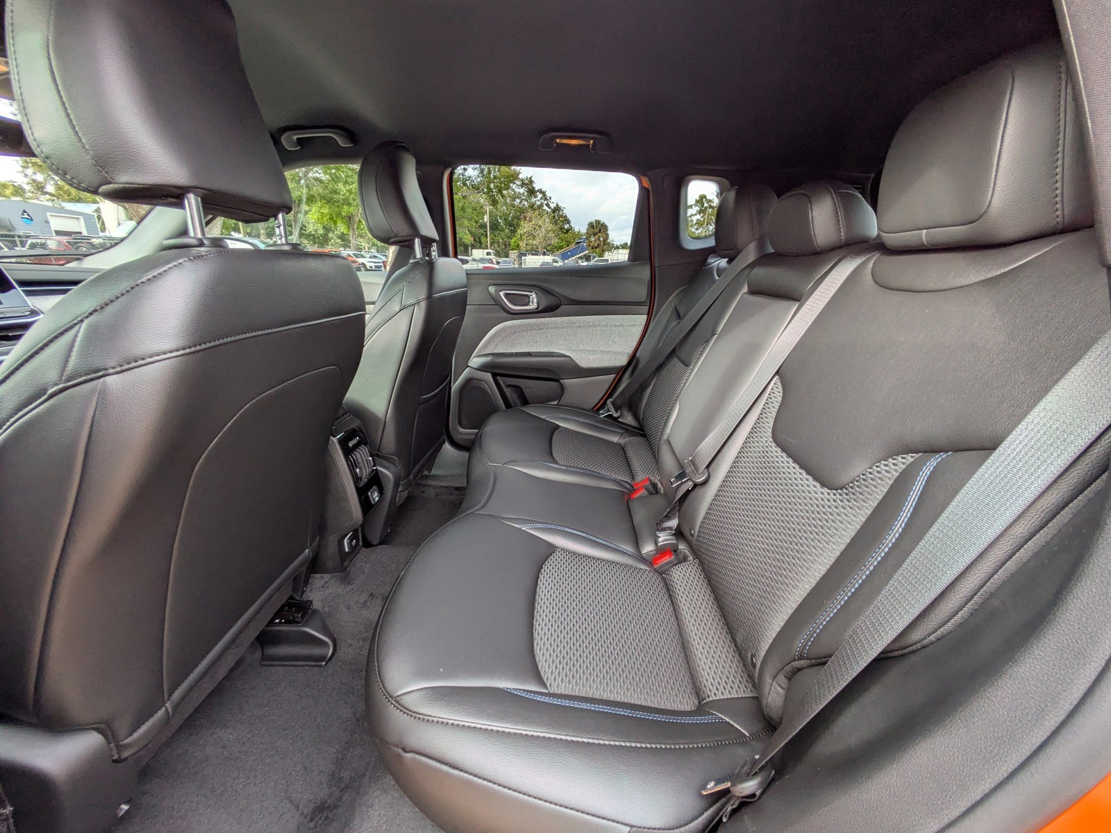 2026 Jeep Compass - Photo 12