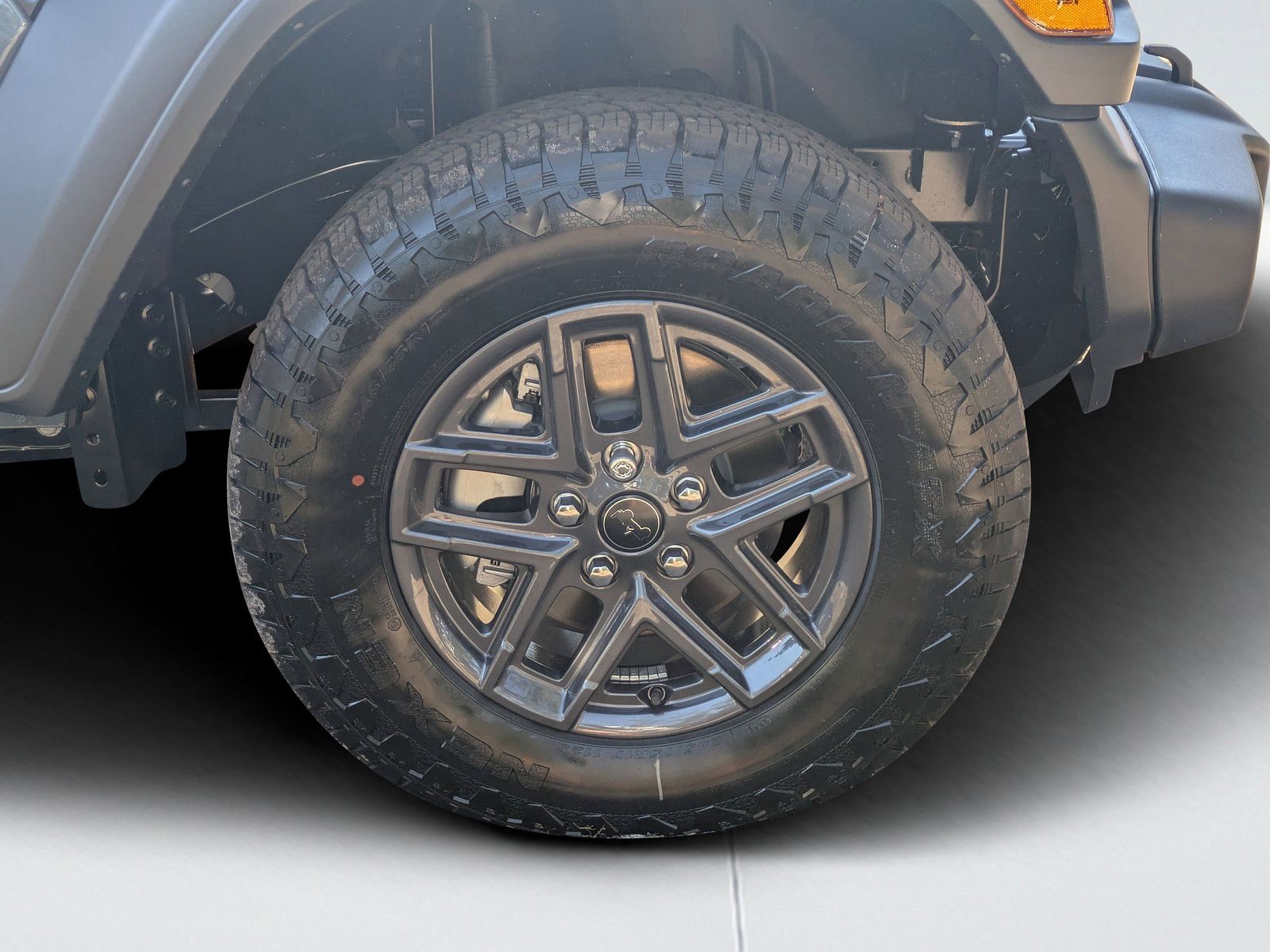 2026 Jeep Wrangler - Photo 9