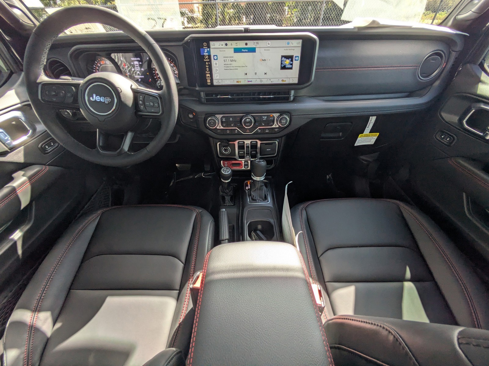 2026 Jeep Wrangler - Photo 13