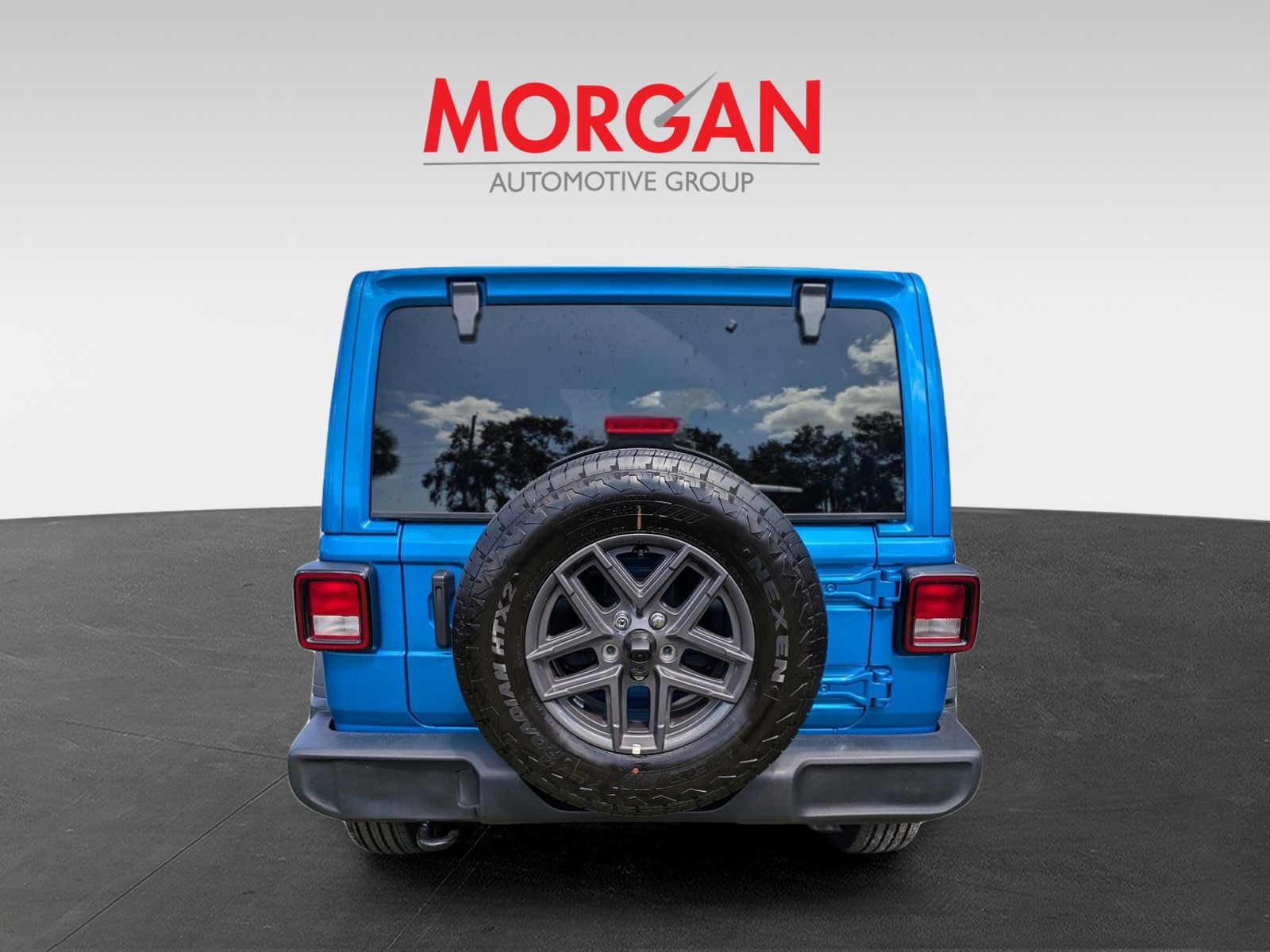 2025 Jeep Wrangler - Photo 6
