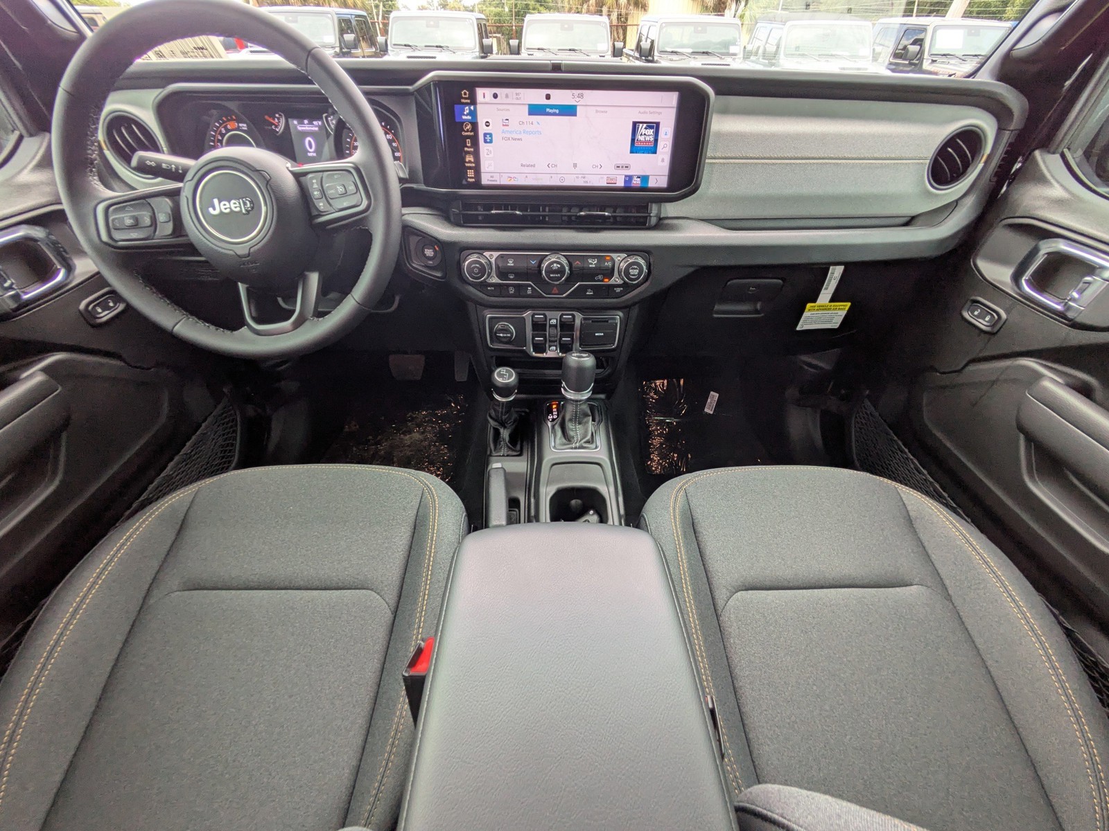 2025 Jeep Wrangler - Photo 12