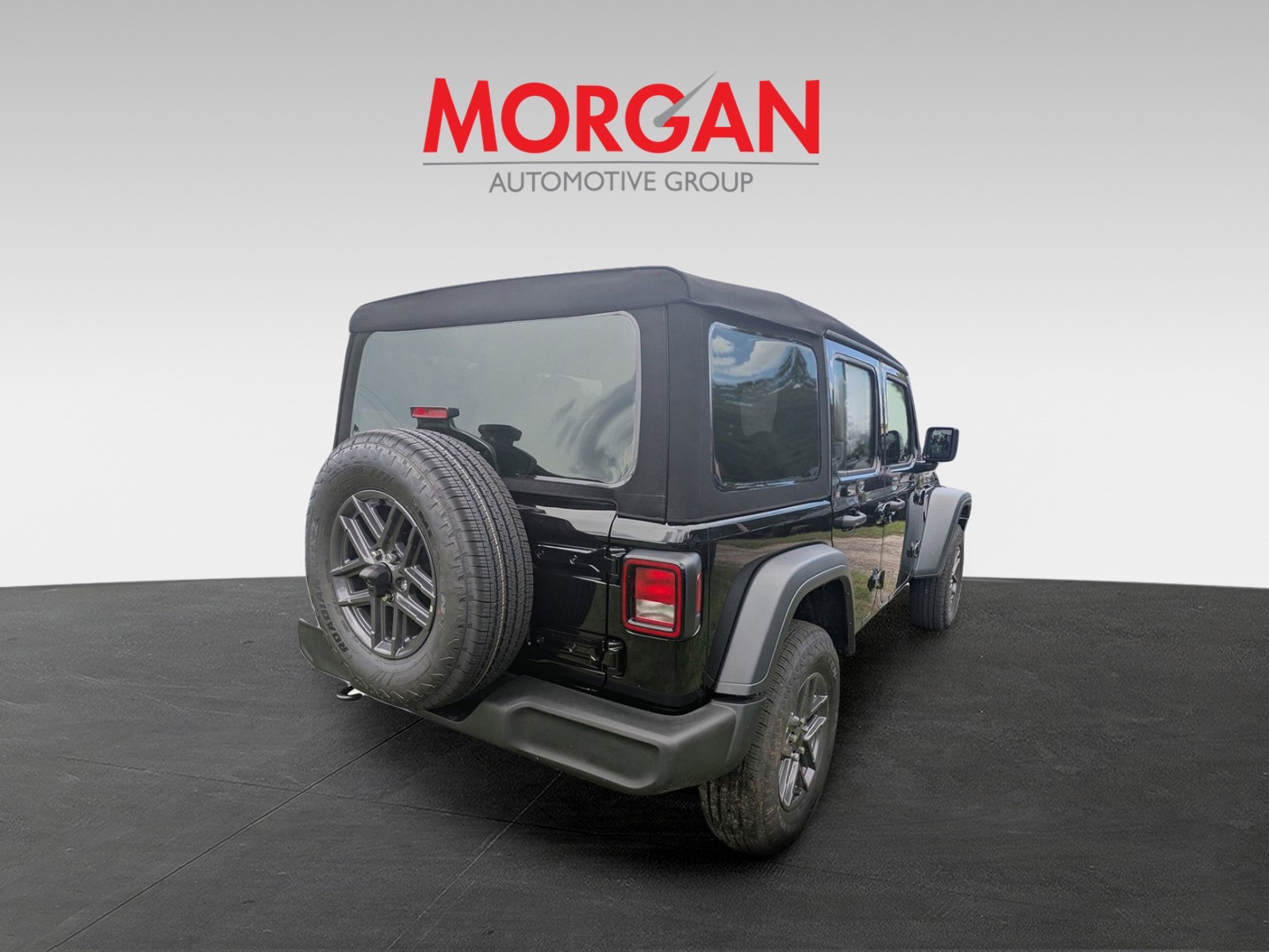 2025 Jeep Wrangler - Photo 4