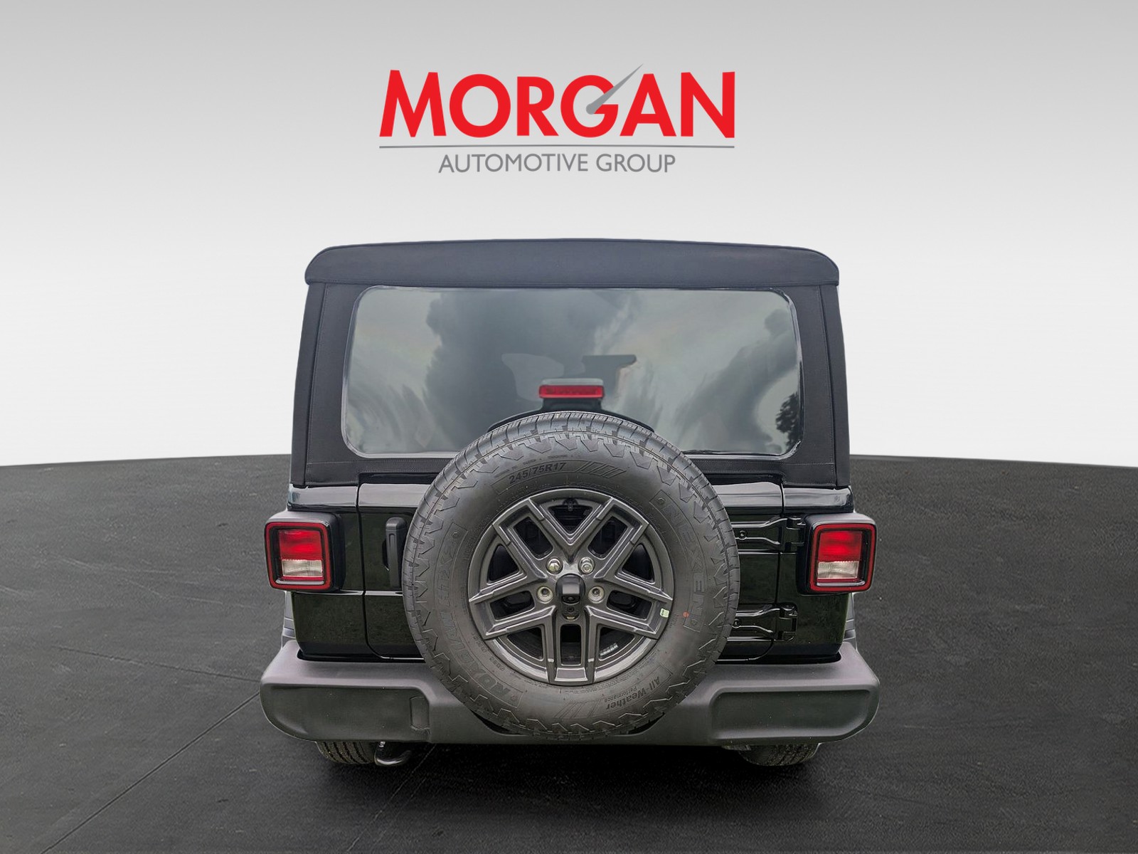 2025 Jeep Wrangler - Photo 6