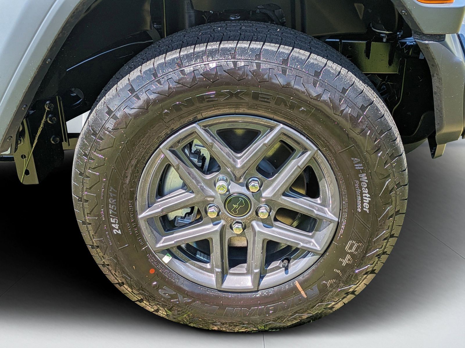 2025 Jeep Wrangler - Photo 9