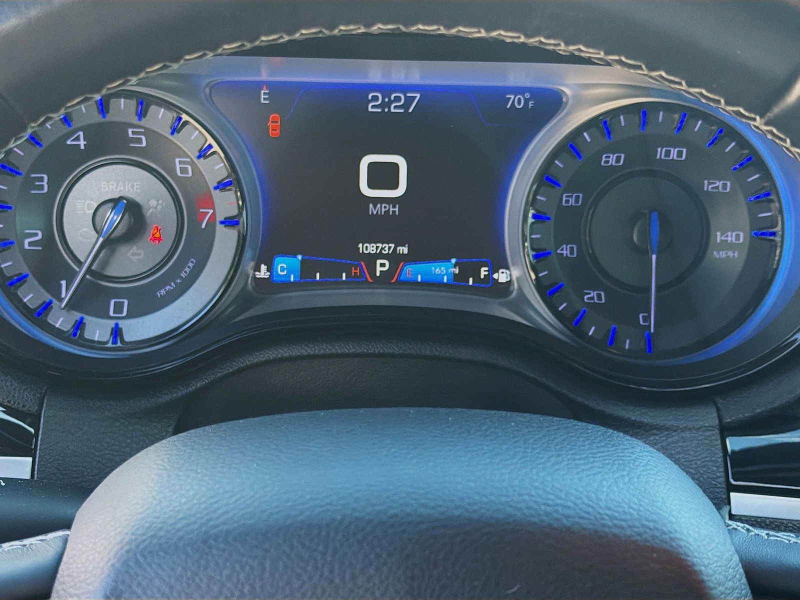 2018 Chrysler 300 - Photo 9