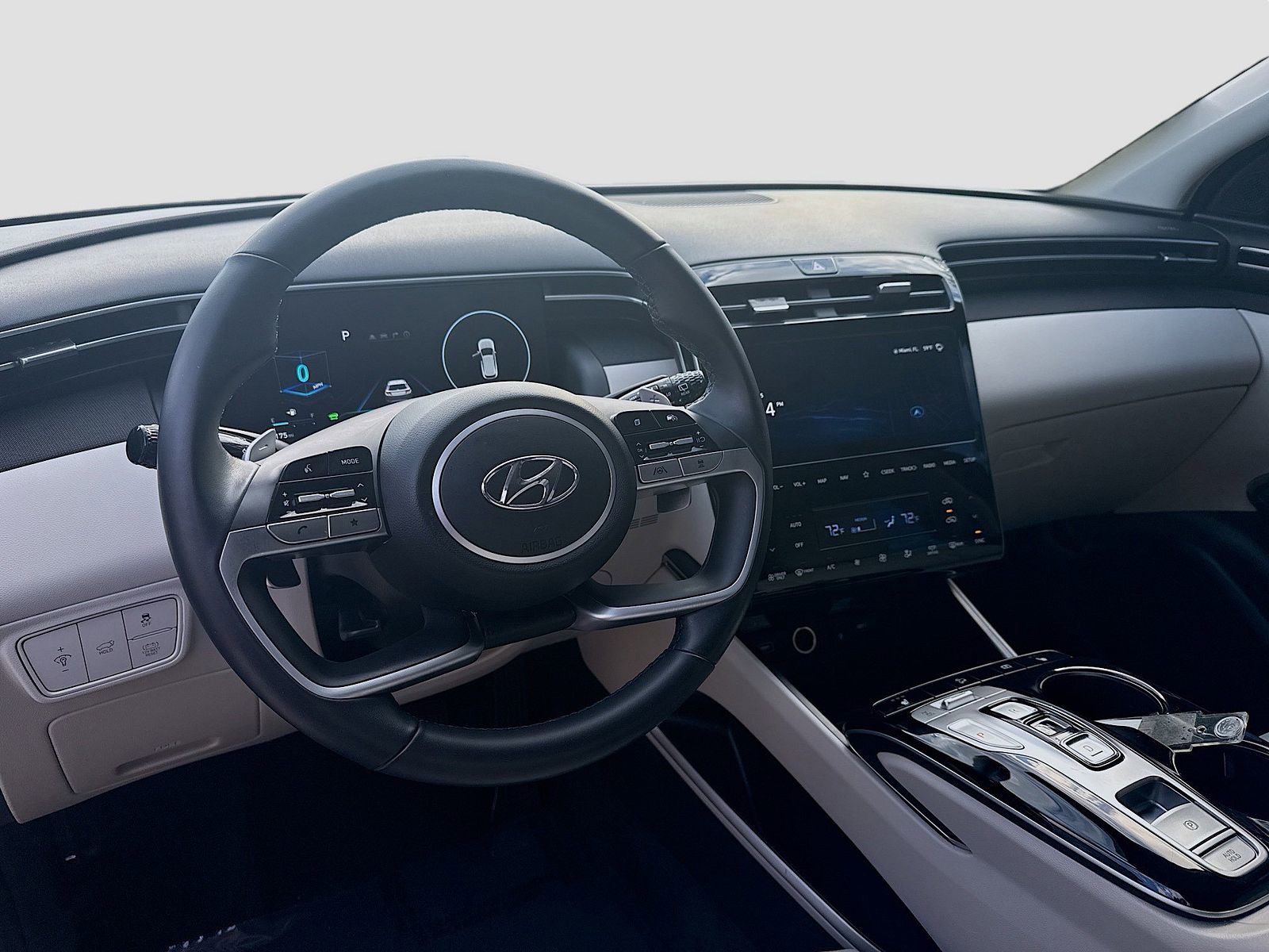 2023 Hyundai Tucson Hybrid - Photo 4