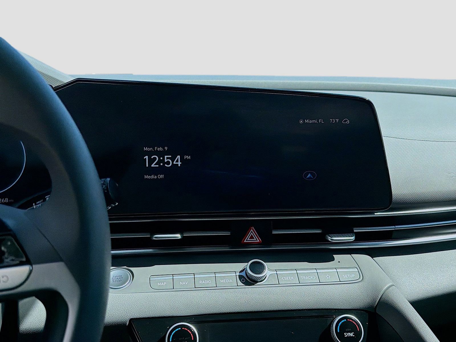 2024 Hyundai Elantra - Photo 10
