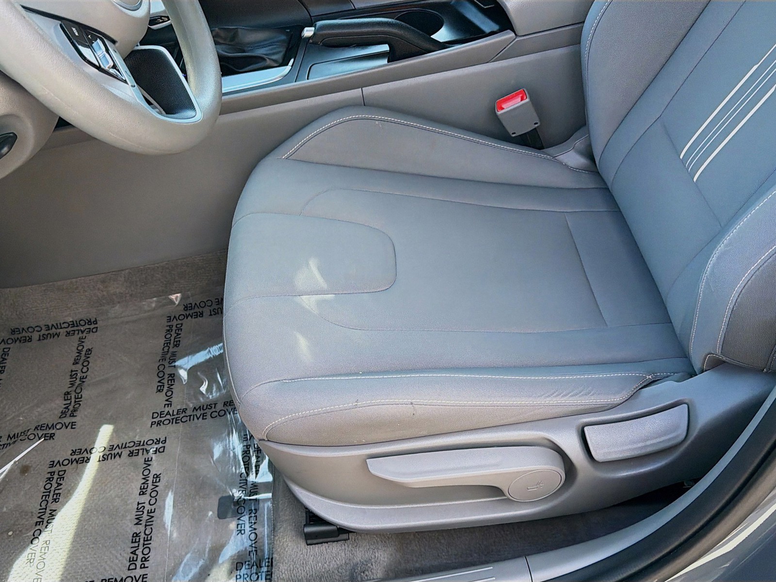2024 Hyundai Elantra - Photo 15