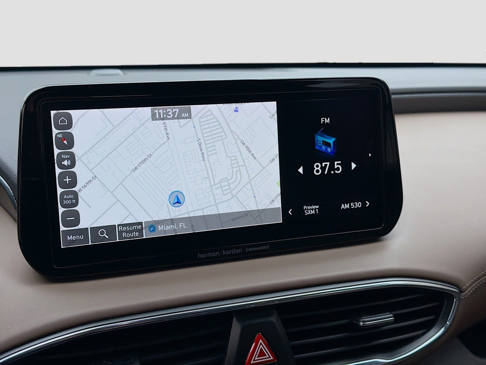 2022 Hyundai Santa Fe Hybrid - Photo 11