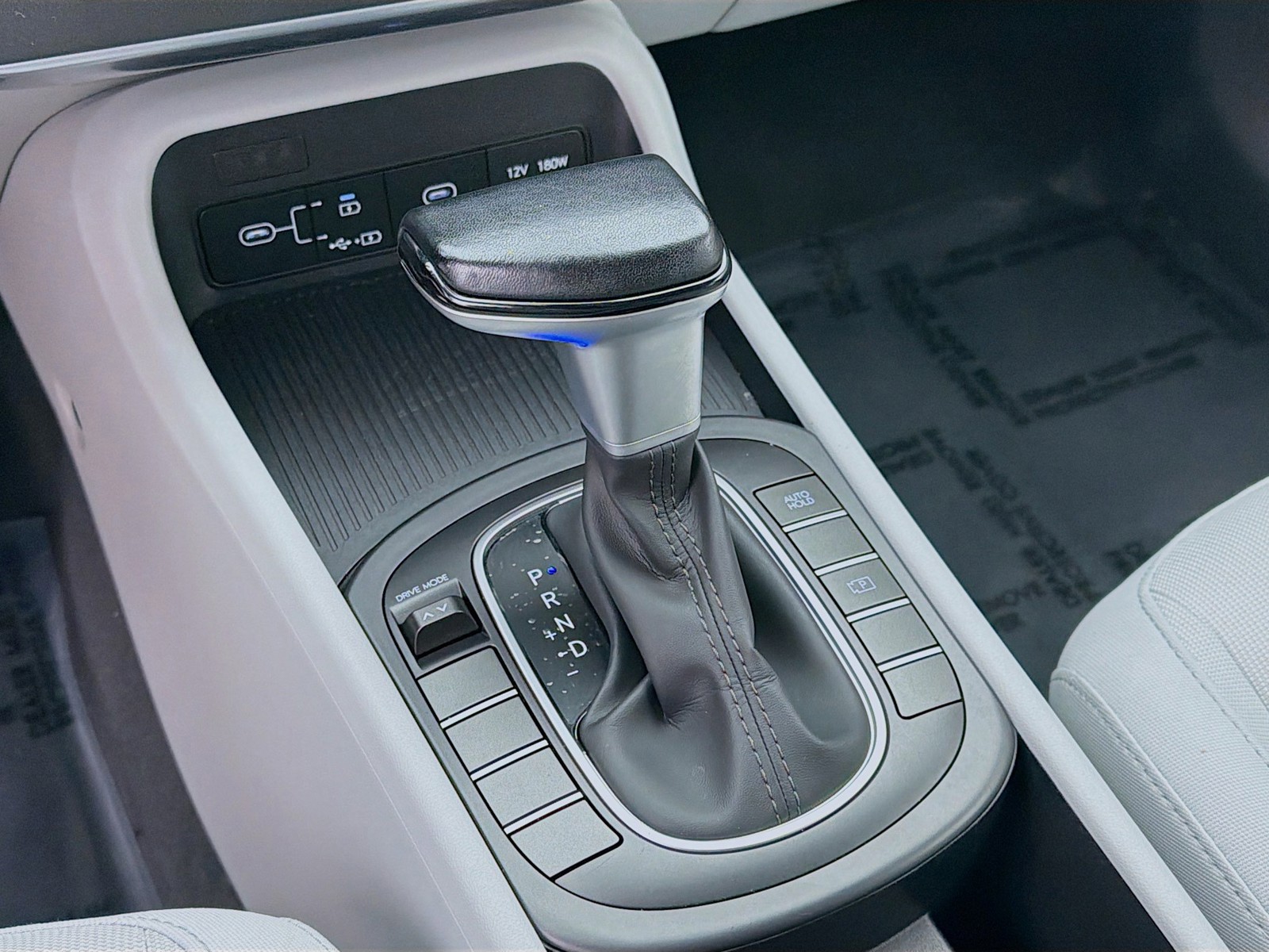 2024 Hyundai Kona - Photo 13