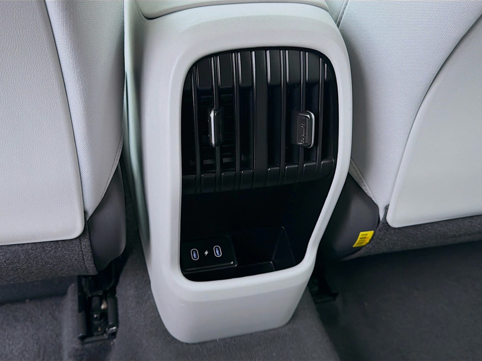 2024 Hyundai Kona - Photo 20