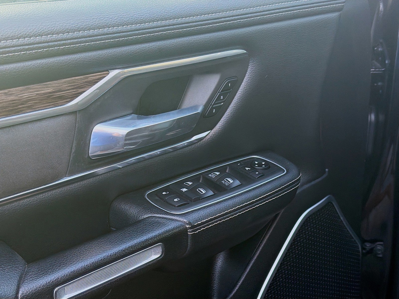 2020 Ram 1500 - Photo 15