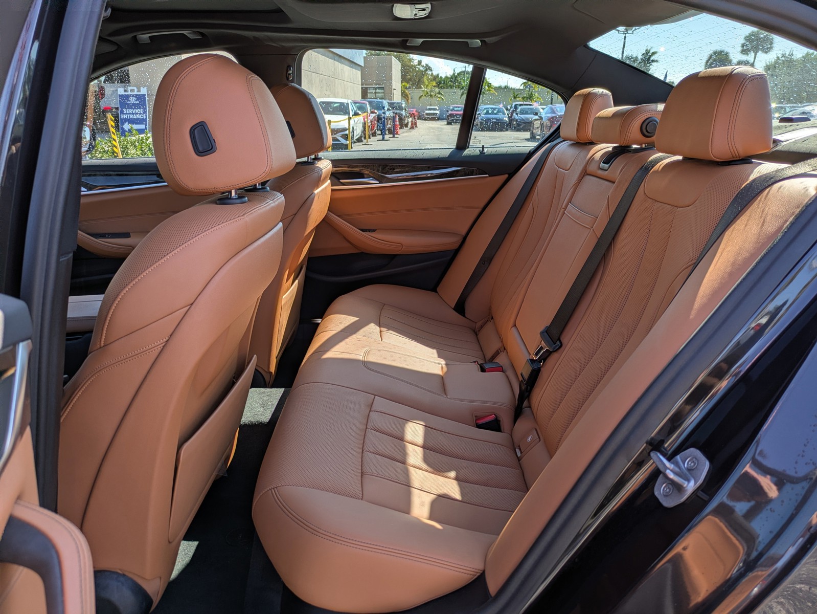 2022 BMW 5 Series - Photo 12