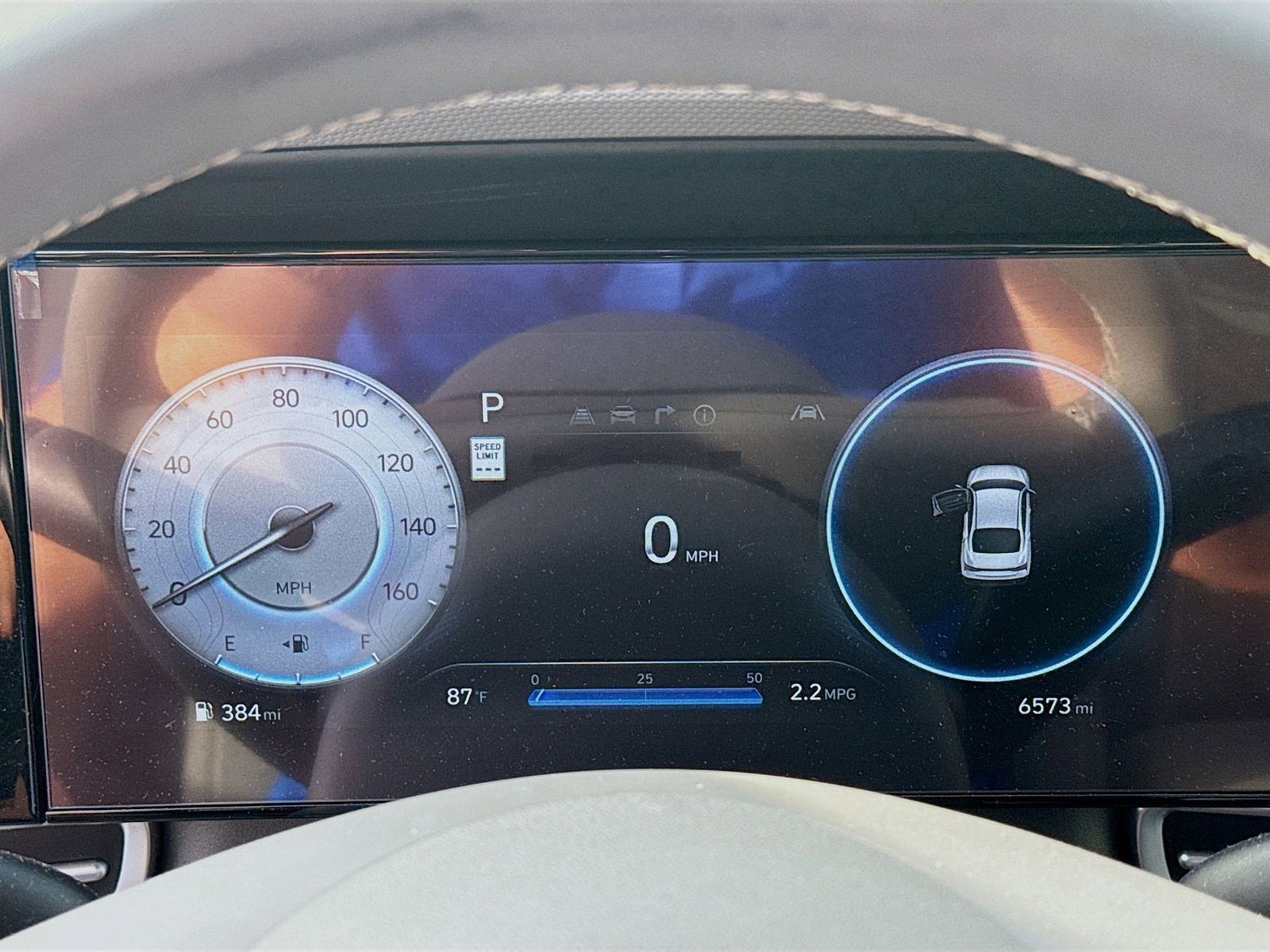 2025 Hyundai Elantra - Photo 9