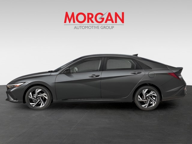 2025 Hyundai Elantra - Photo 7
