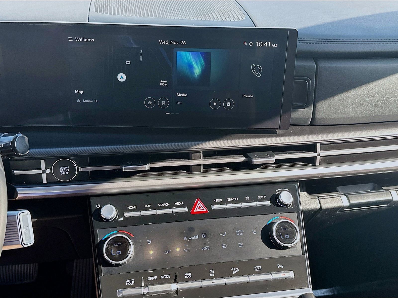 2024 Hyundai Santa Fe - Photo 10