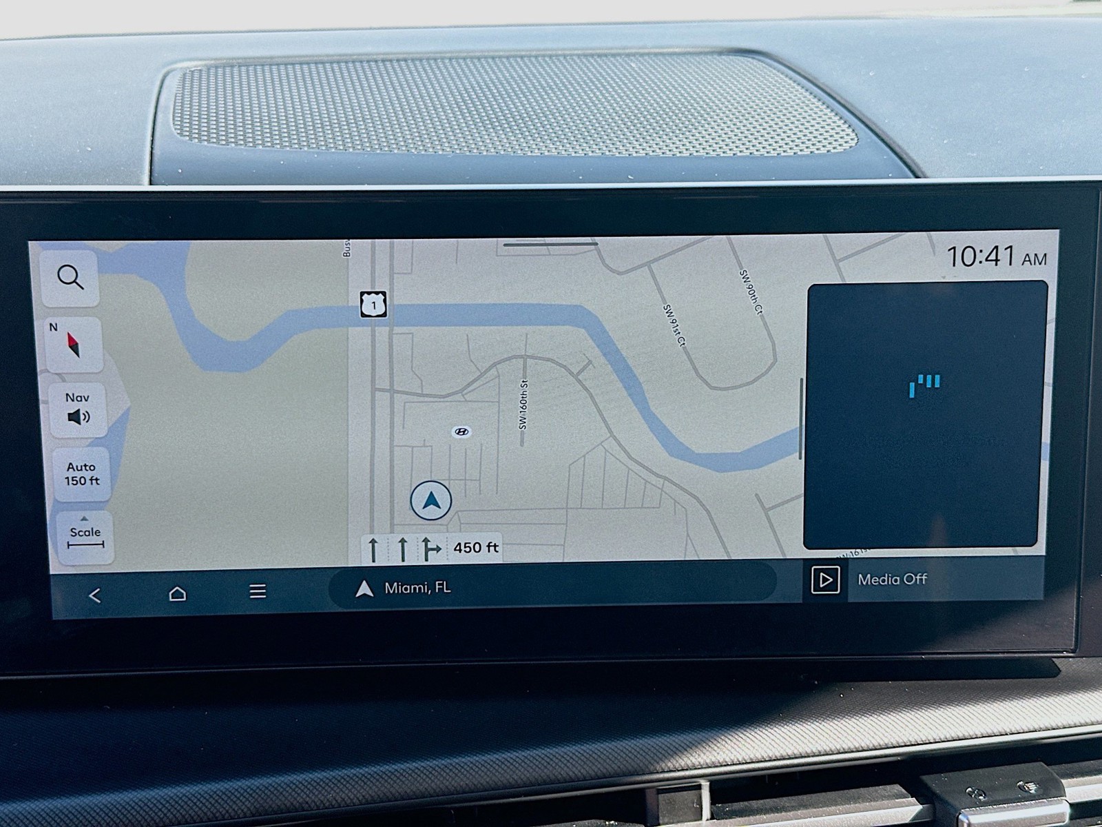 2024 Hyundai Santa Fe - Photo 11