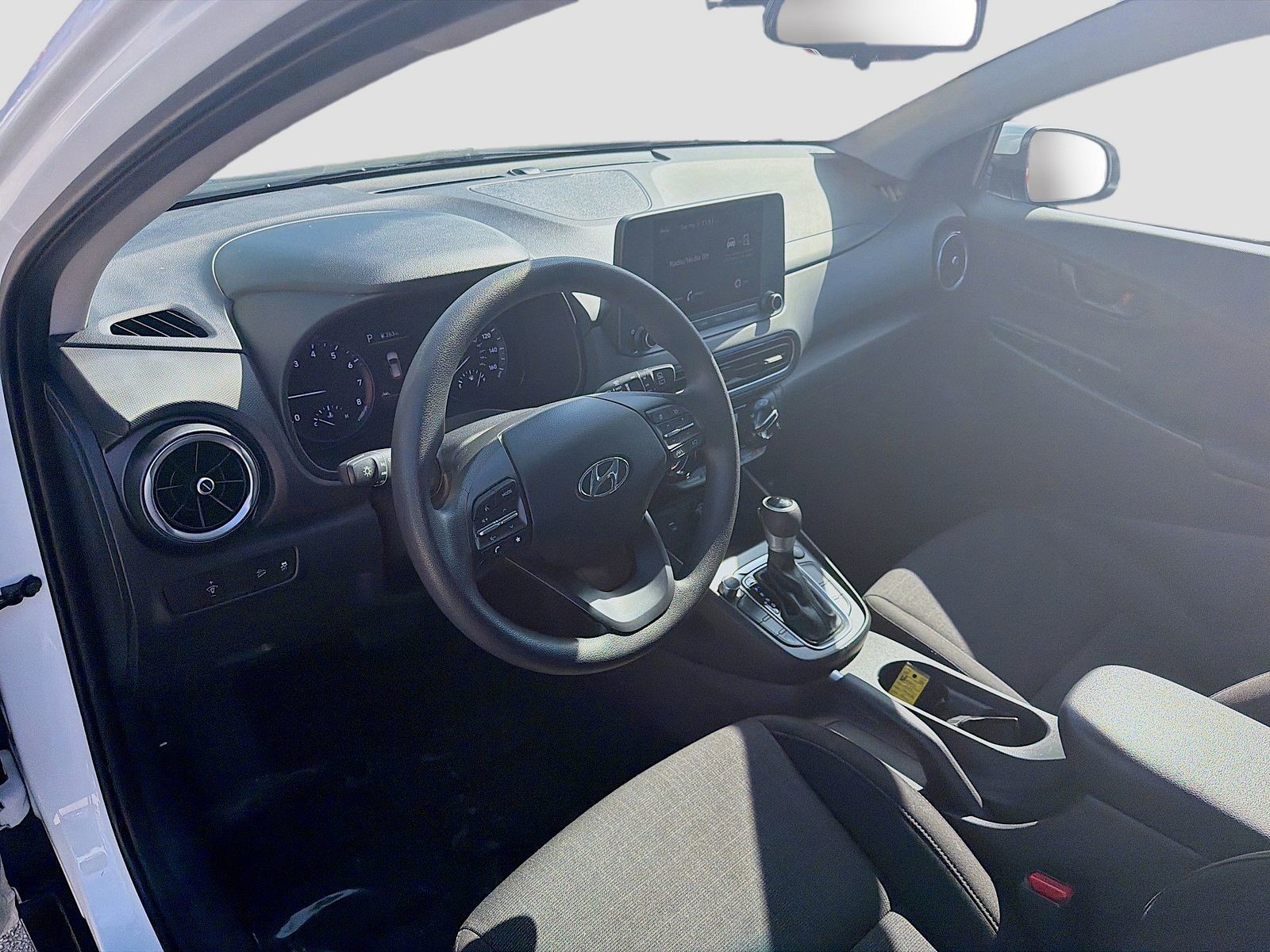 2023 Hyundai Kona - Photo 7