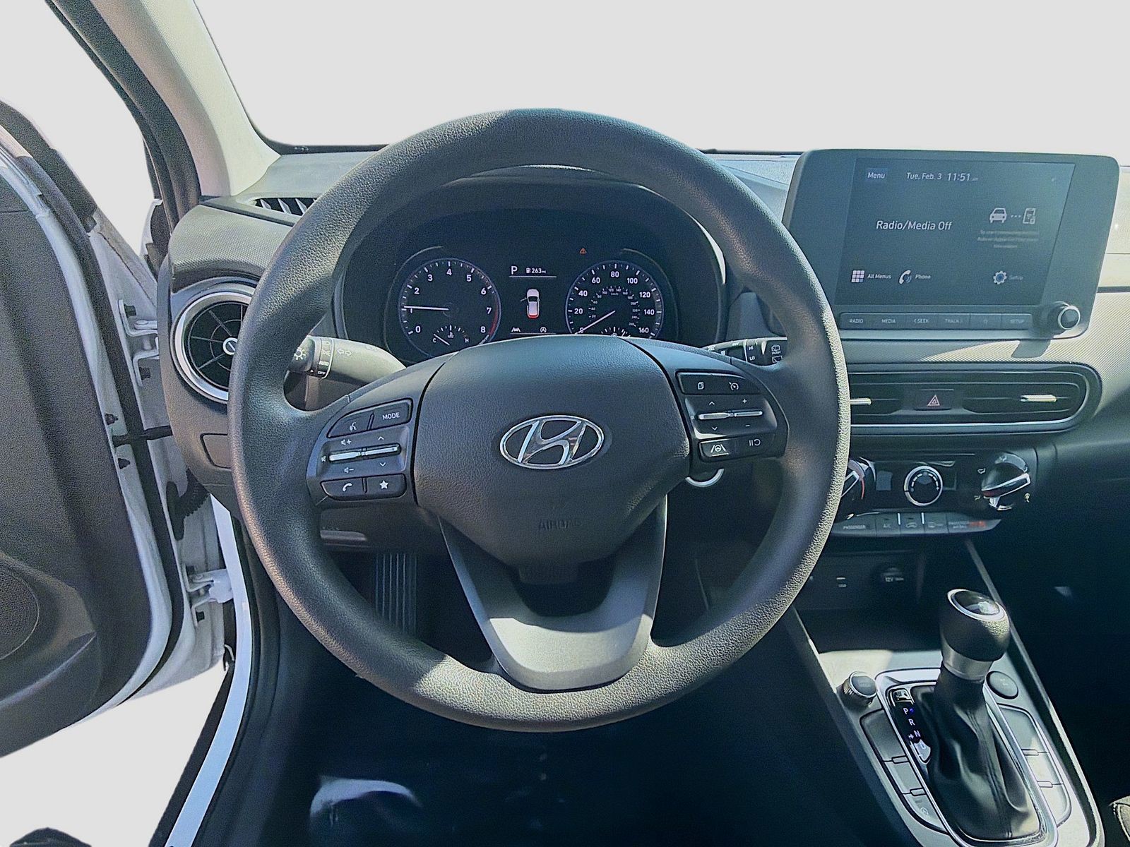 2023 Hyundai Kona - Photo 8