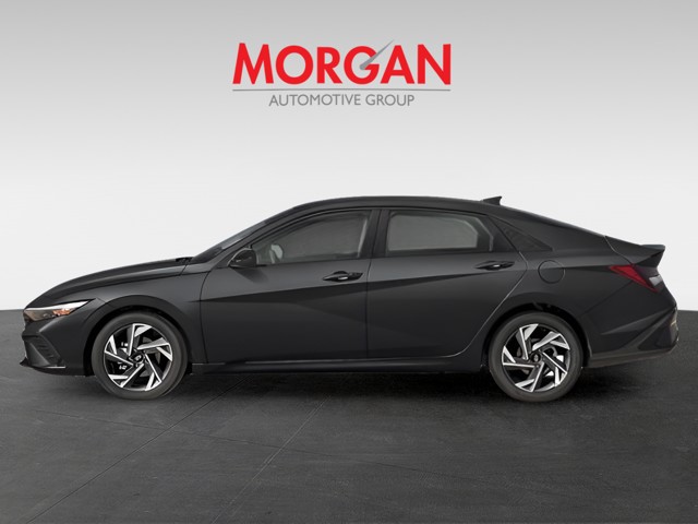 2025 Hyundai Elantra - Photo 7