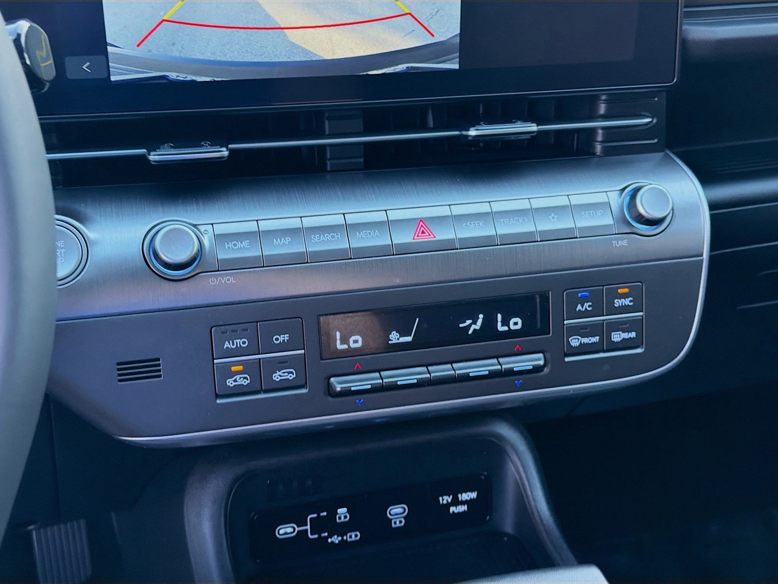 2024 Hyundai Kona - Photo 12