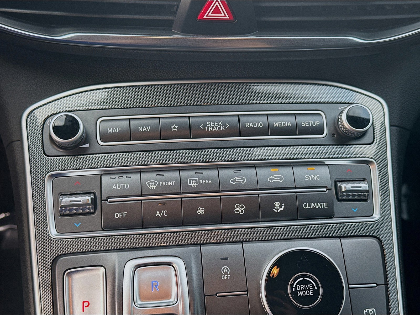 2023 Hyundai Santa Fe - Photo 13