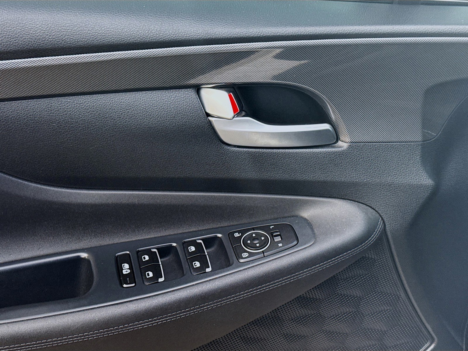 2023 Hyundai Santa Fe - Photo 15