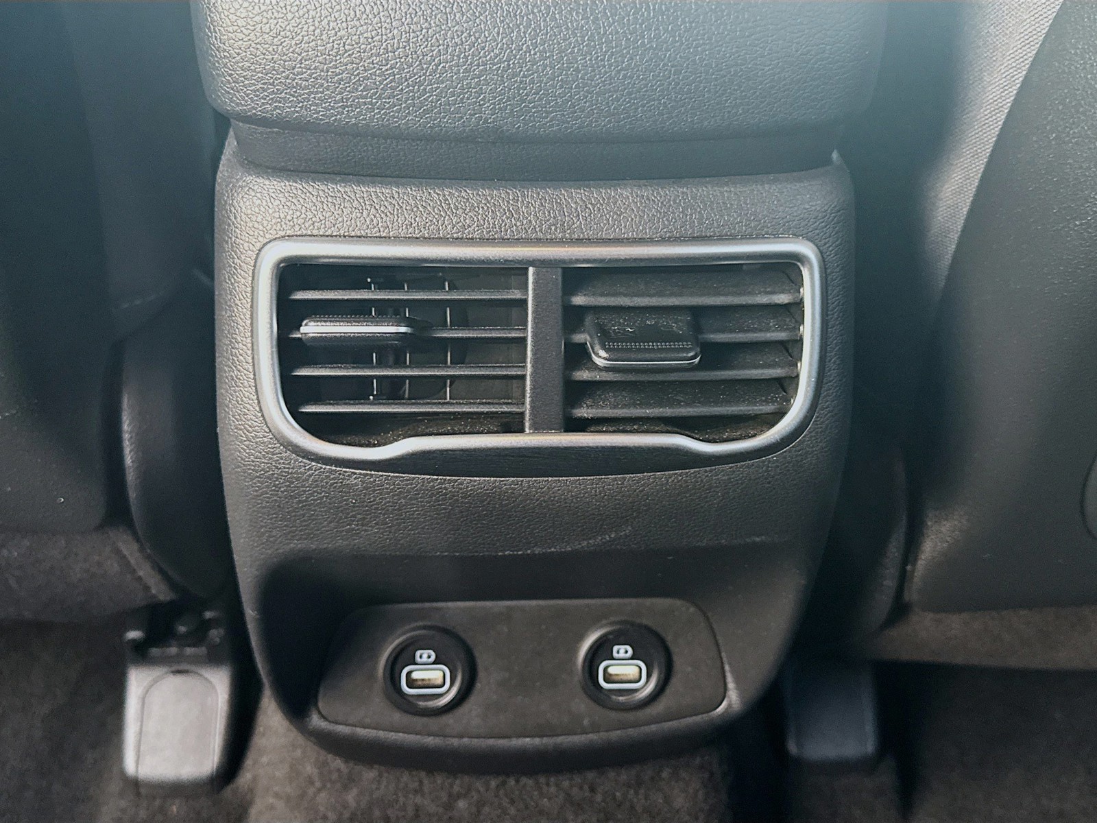 2023 Hyundai Santa Fe - Photo 21