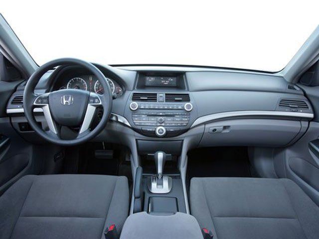 2010 Honda Accord Sdn - Photo 4