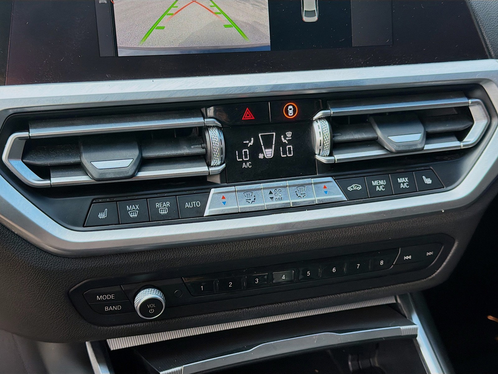 2021 BMW 3 Series - Photo 12