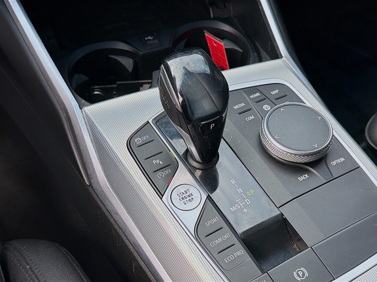 2021 BMW 3 Series - Photo 13