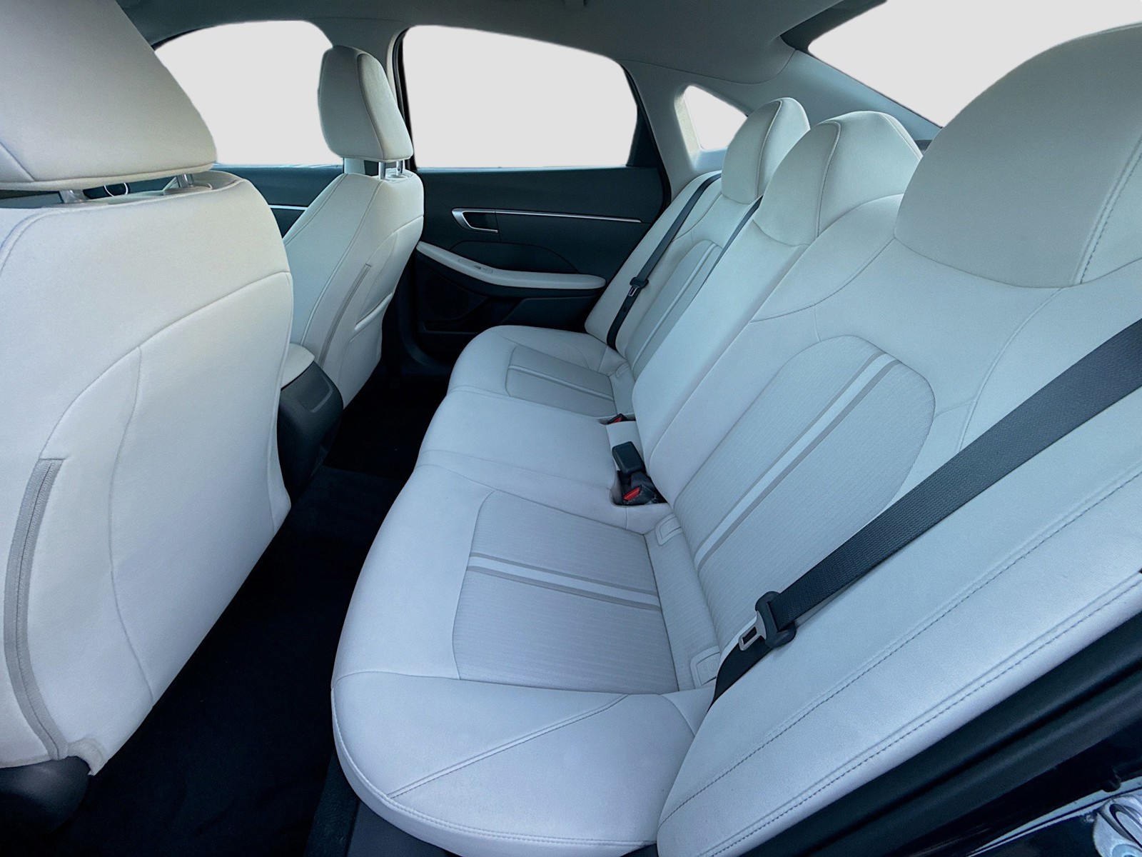 2025 Hyundai SONATA - Photo 17