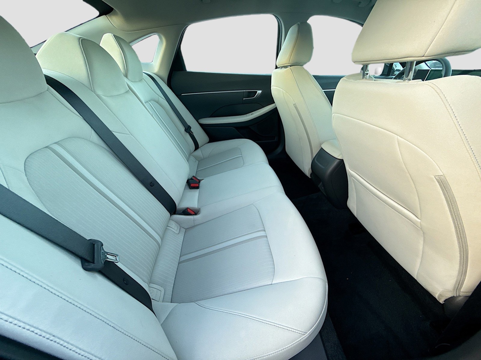 2025 Hyundai SONATA - Photo 19