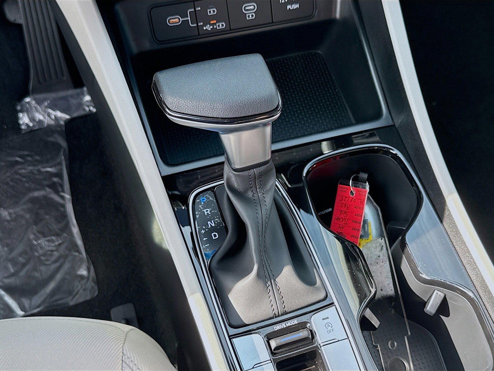 2026 Hyundai TUCSON - Photo 13