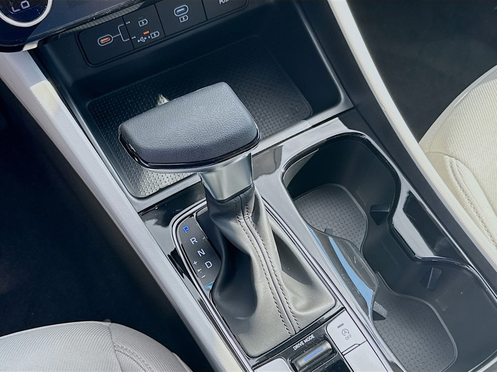 2026 Hyundai TUCSON - Photo 13