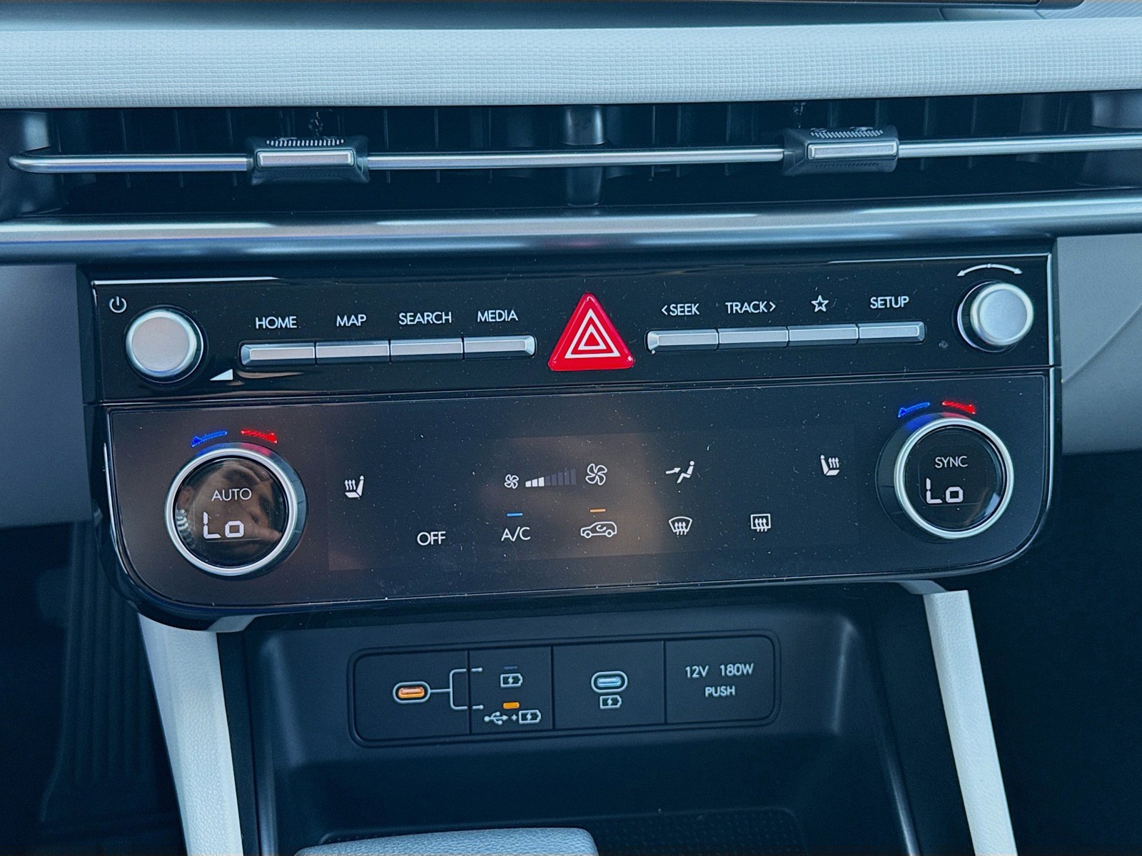 2026 Hyundai TUCSON - Photo 12