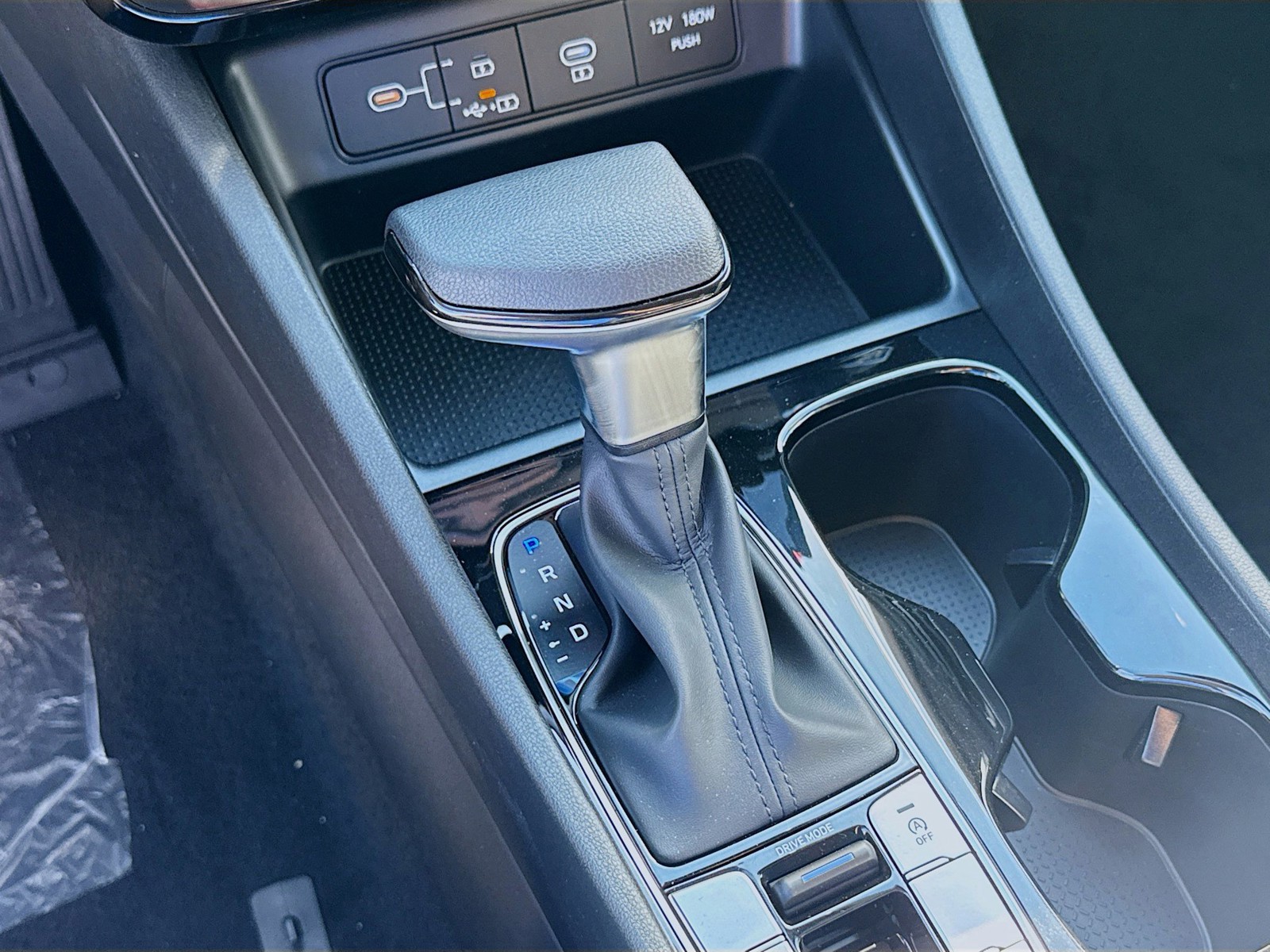 2026 Hyundai TUCSON - Photo 13