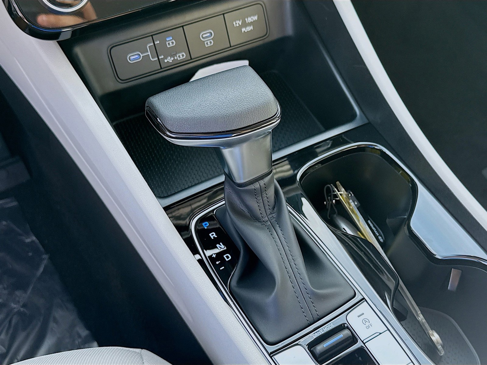 2026 Hyundai TUCSON - Photo 13