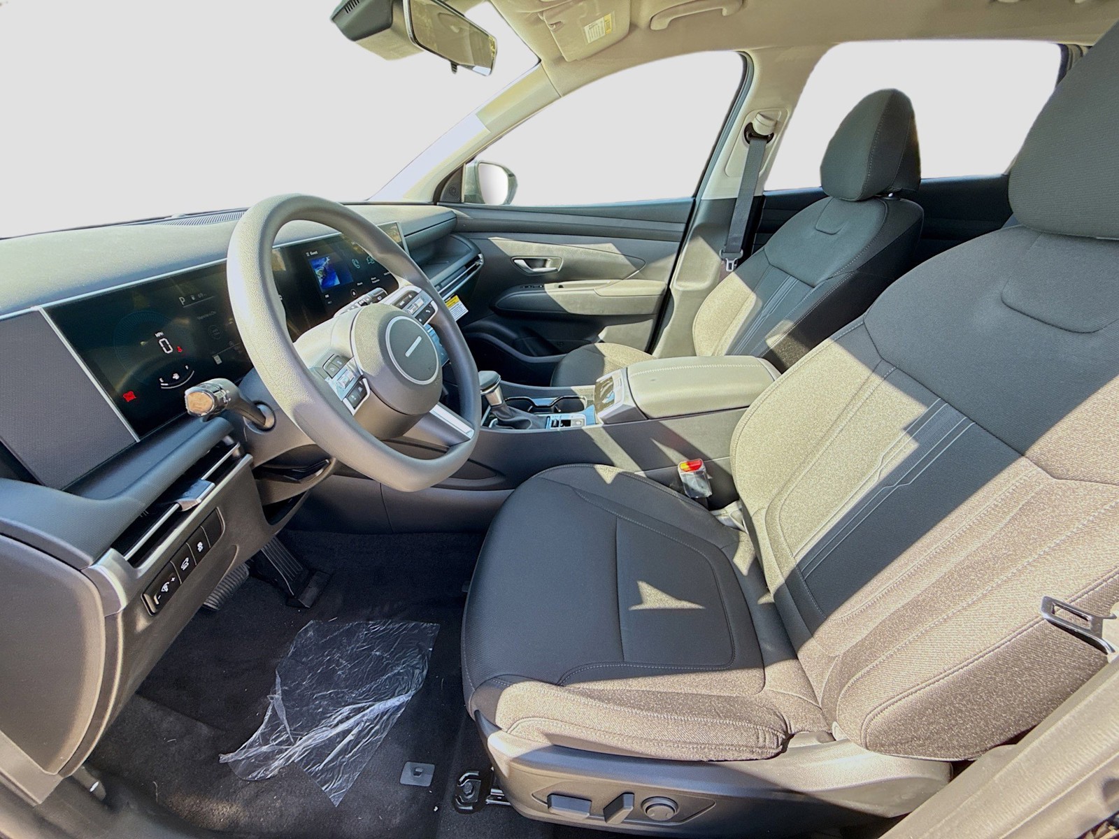 2026 Hyundai TUCSON - Photo 14